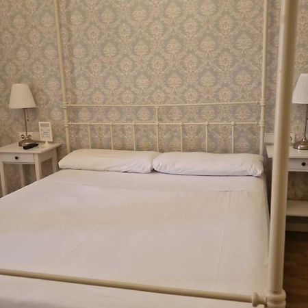 Lumine Luxury Suites By Gaiarooms Барселона Экстерьер фото
