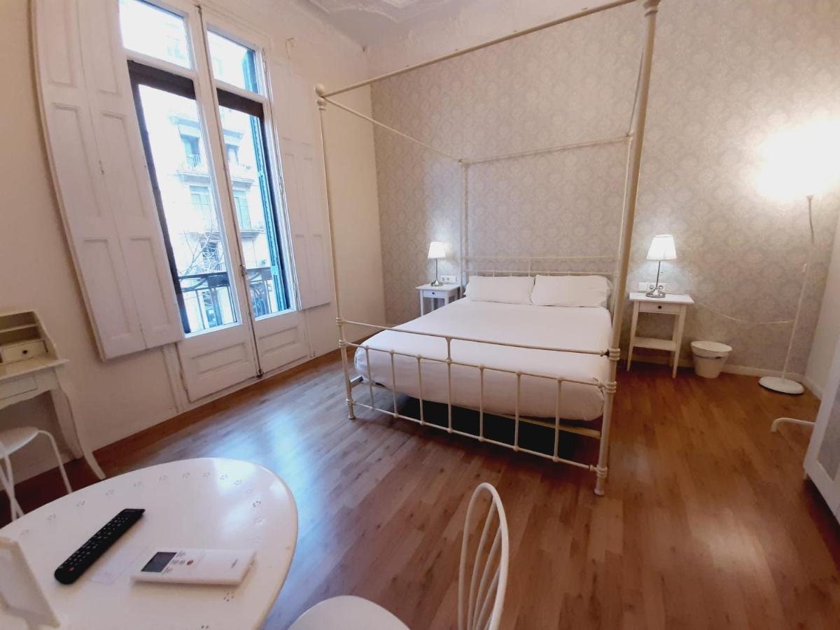 Lumine Luxury Suites By Gaiarooms Барселона Экстерьер фото